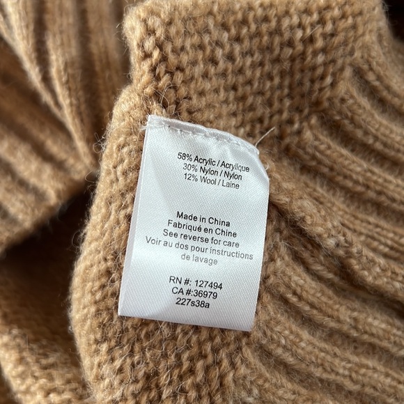 NWT Heartloom Sara Sweater Large - Picture 15 of 15